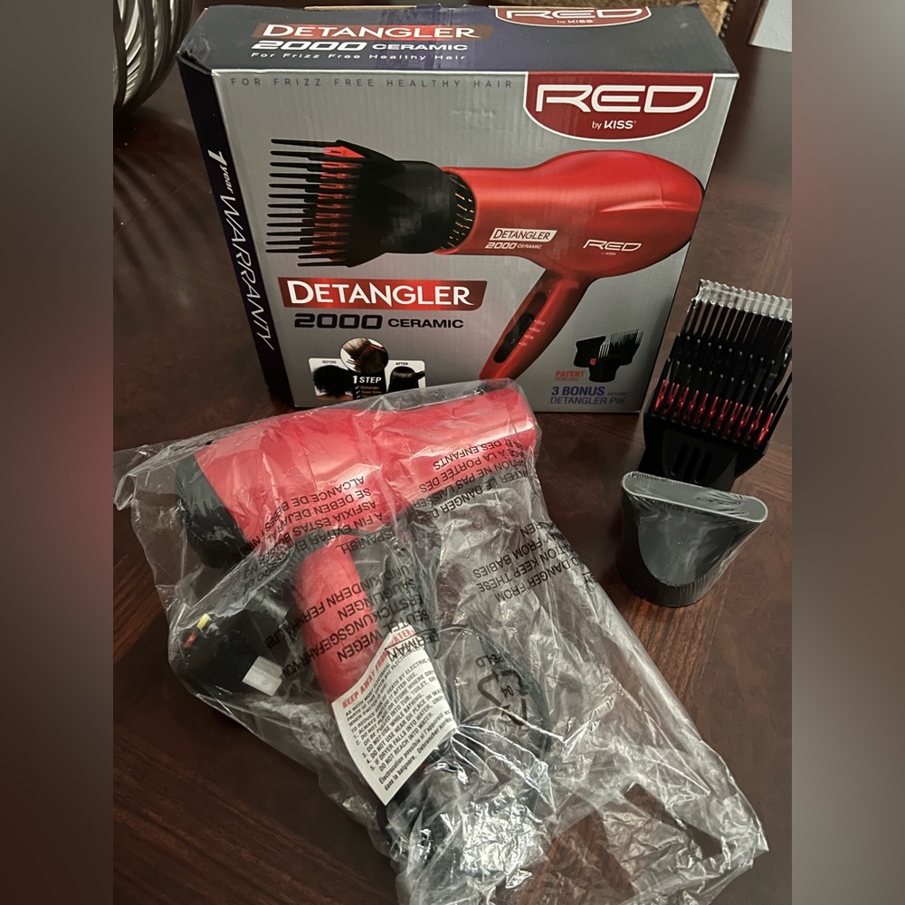 Red by KISS Detangler 2000 ceramic Blow dryer includes 3 bonus detangler piks